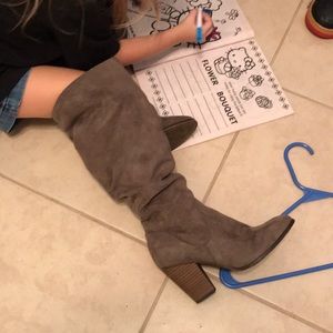 Green/brown boots